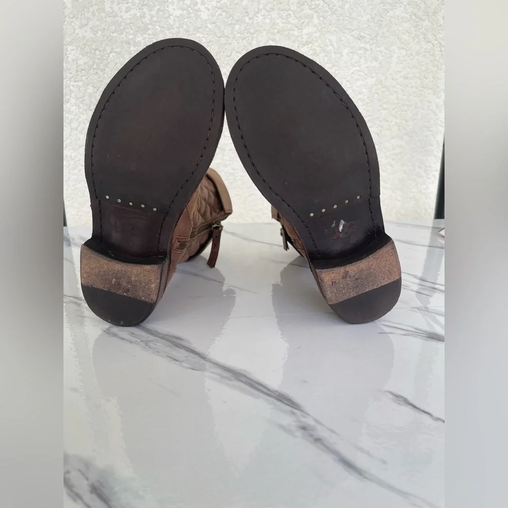 UGG brown australia